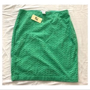 Max Studio green eyelet cotton pencil skirt